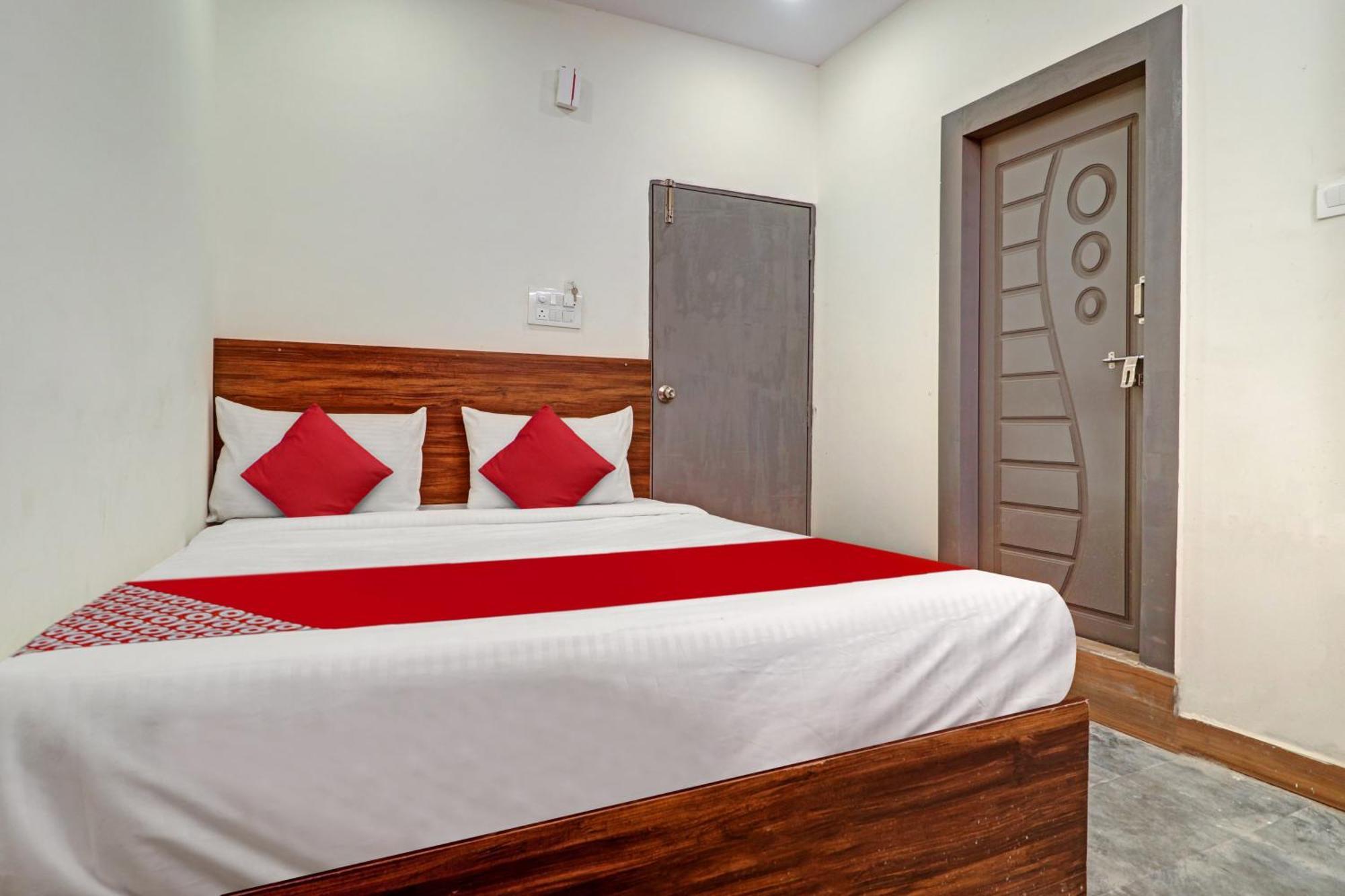 Hotel O Lavish Stay Sururnagar Екстериор снимка