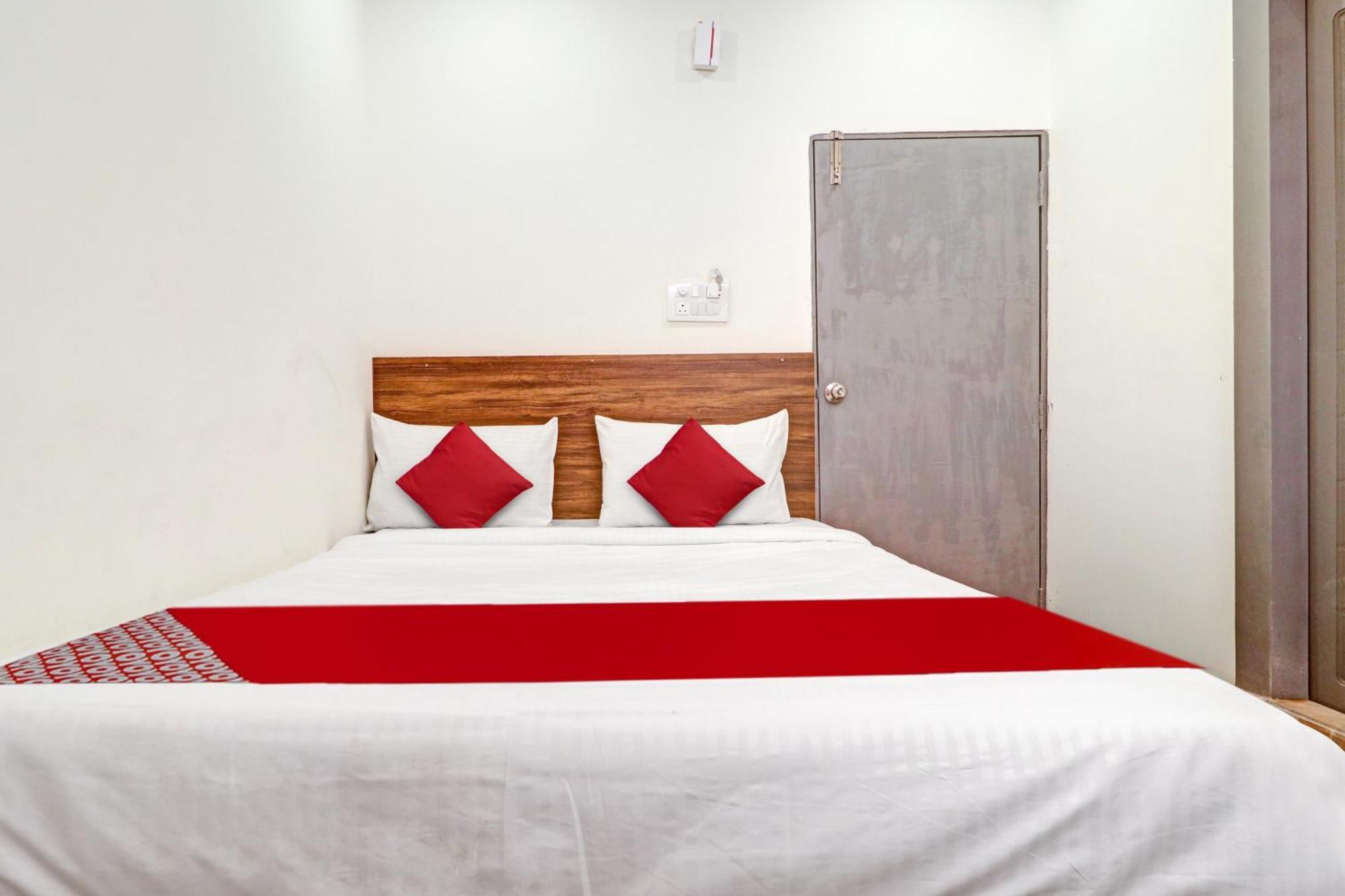 Hotel O Lavish Stay Sururnagar Екстериор снимка