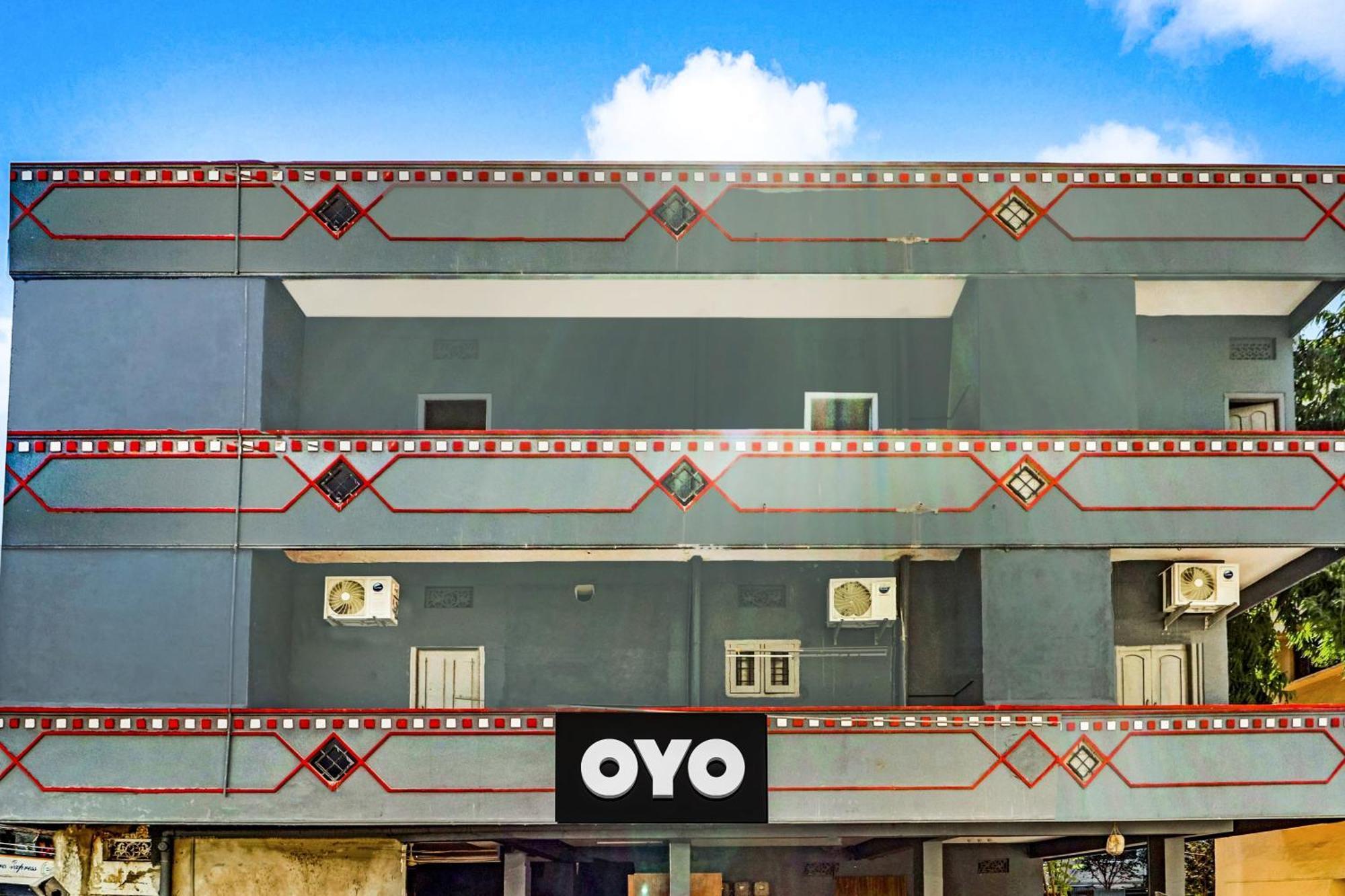 Hotel O Lavish Stay Sururnagar Екстериор снимка